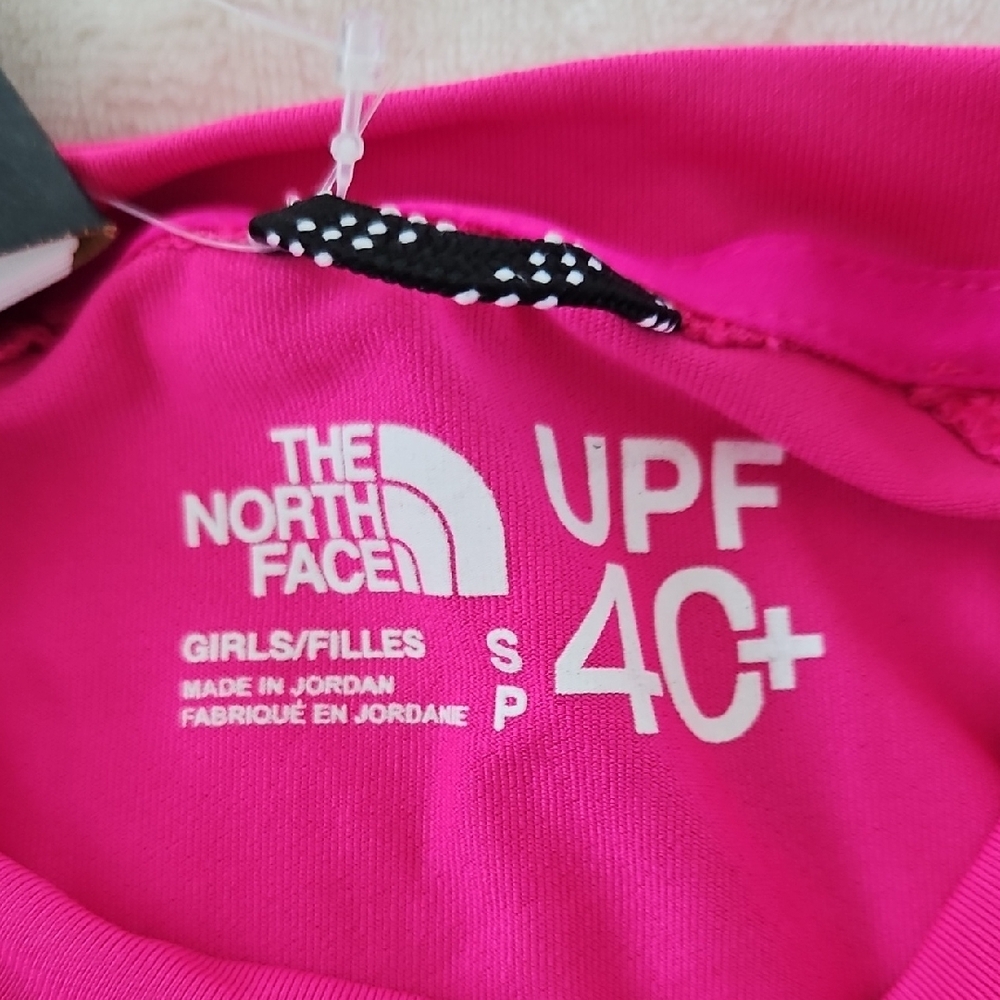 The North Face Vibrant Pink Long Sleeve Sun Tee - Picture 10 of 14